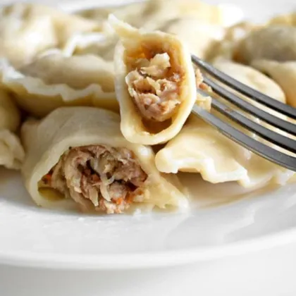 Вареники мясо-капустные
